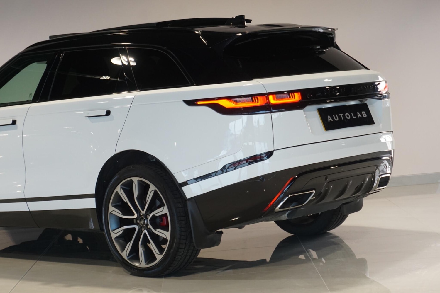 Used Land Rover Range Rover Velar 2023 for sale - 76913821: Photo 40