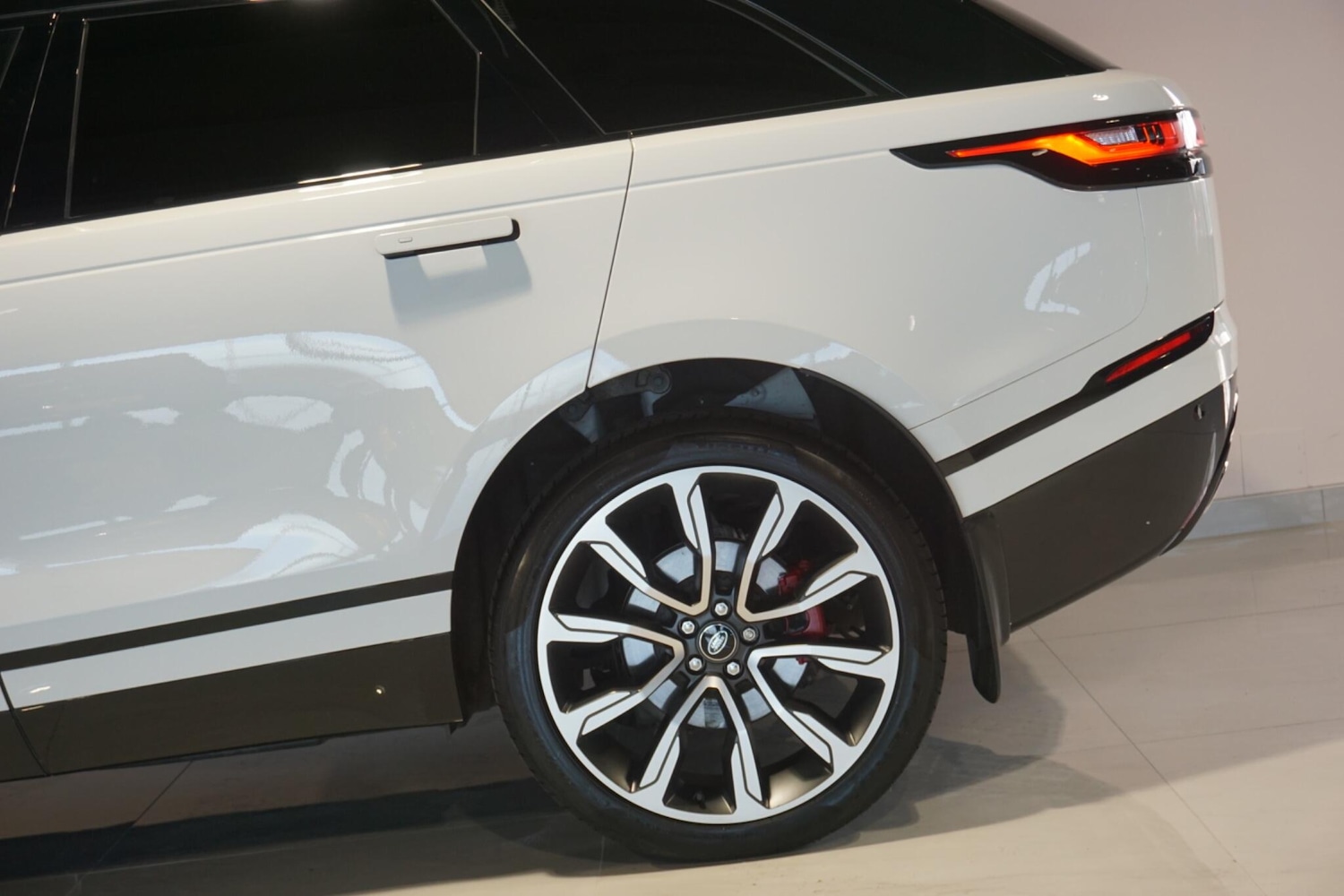 Used Land Rover Range Rover Velar 2023 for sale - 76913821: Photo 48