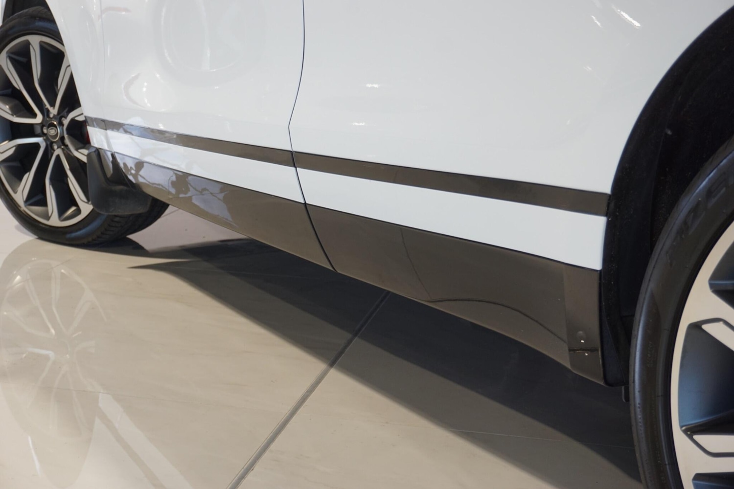 Used Land Rover Range Rover Velar 2023 for sale - 76913821: Photo 71