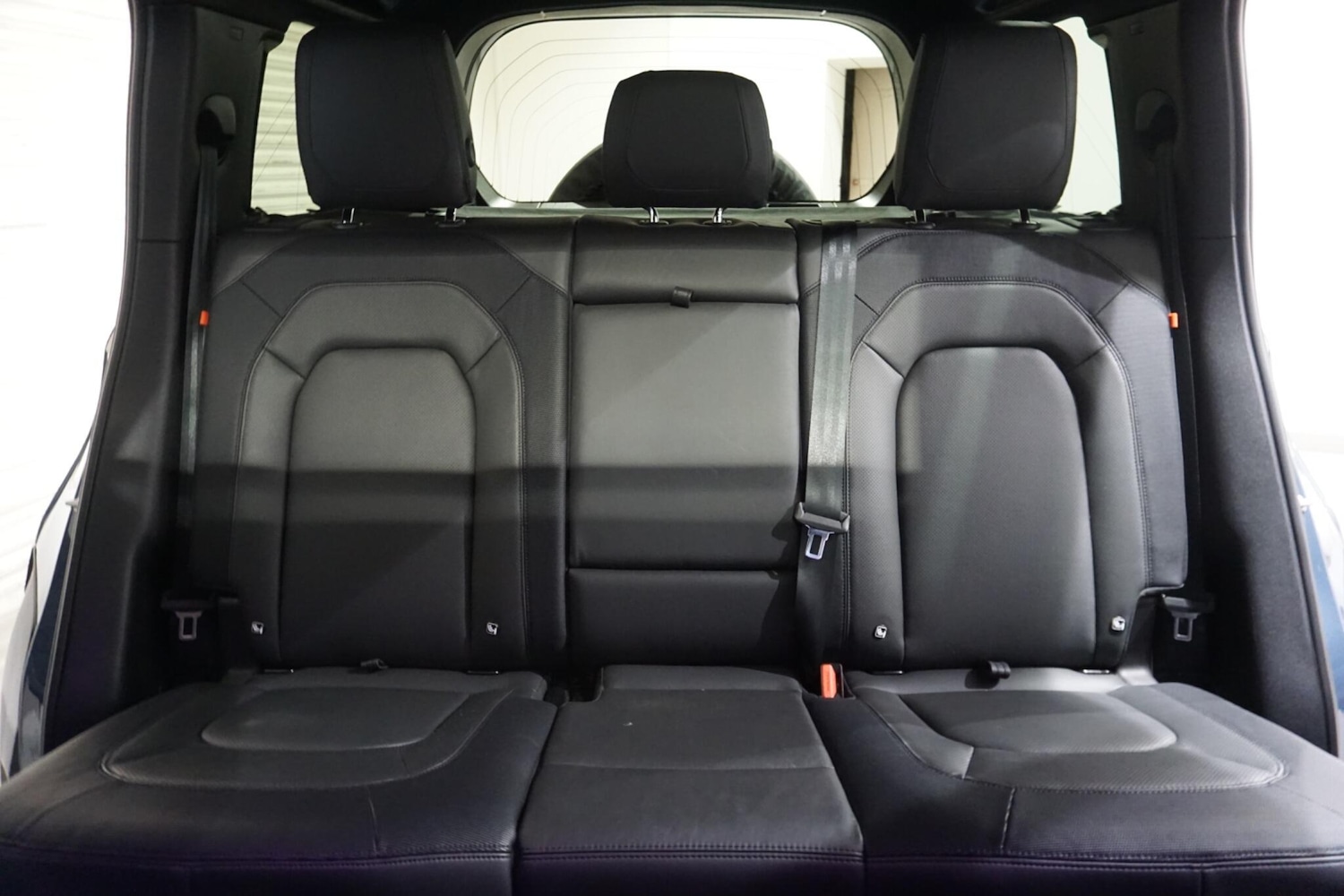 Used Land Rover Defender 110 for sale - 76476479: Photo 11