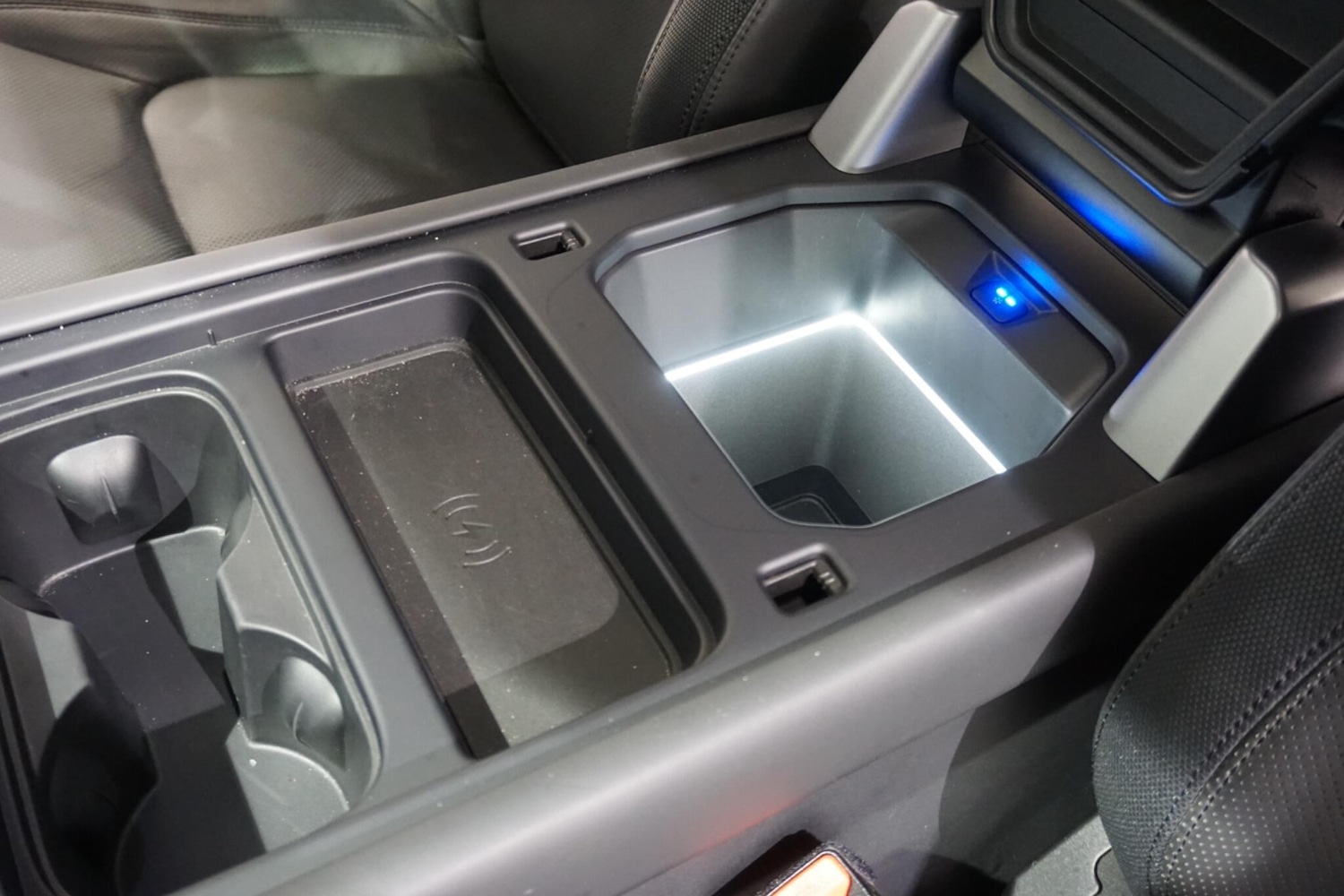 Used Land Rover Defender 110 for sale - 76476479: Photo 21