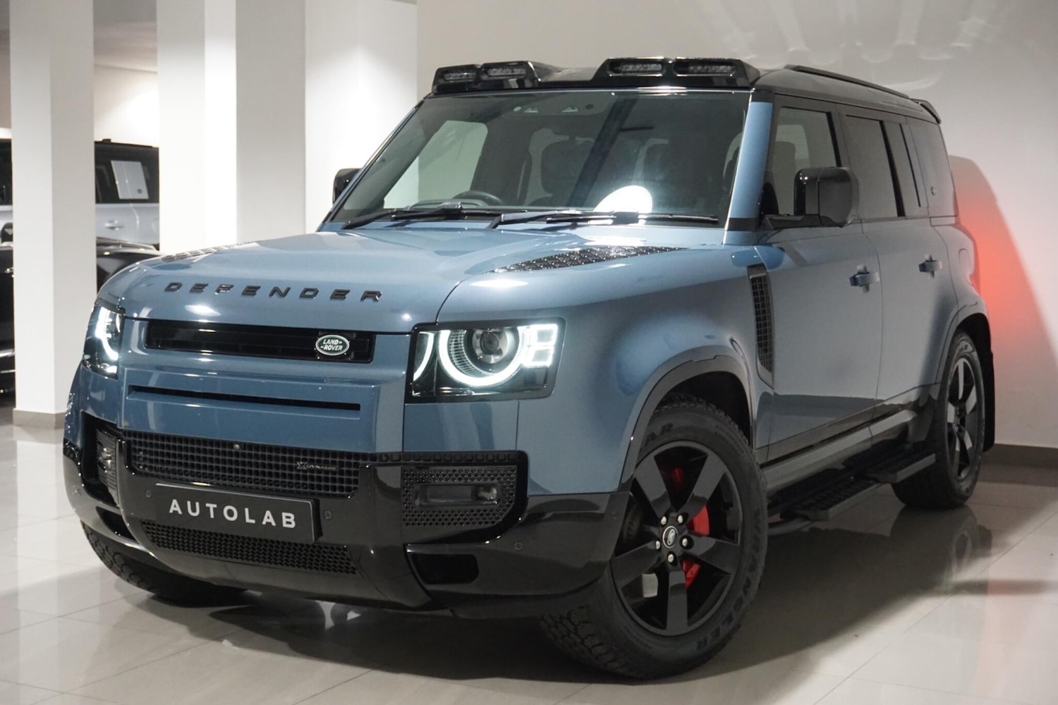 Used Land Rover Defender 110 for sale - 76476479: Photo 23