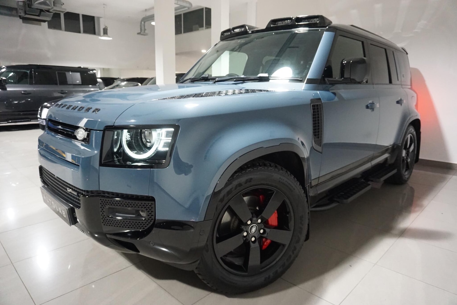 Used Land Rover Defender 110 for sale - 76476479: Photo 27