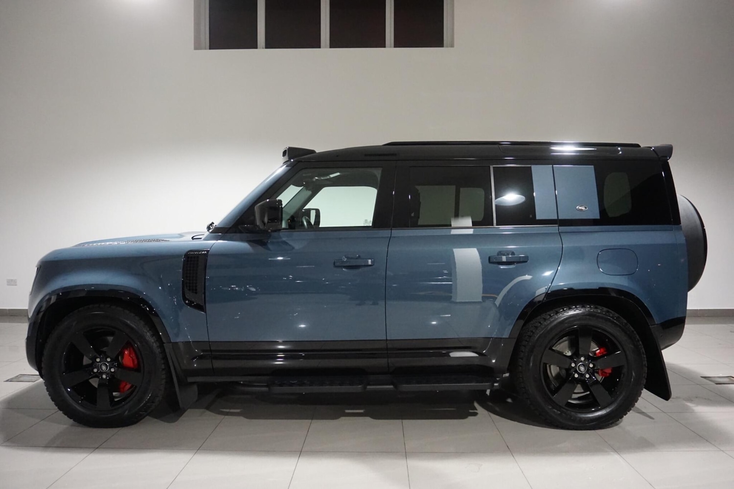 Used Land Rover Defender 110 for sale - 76476479: Photo 36