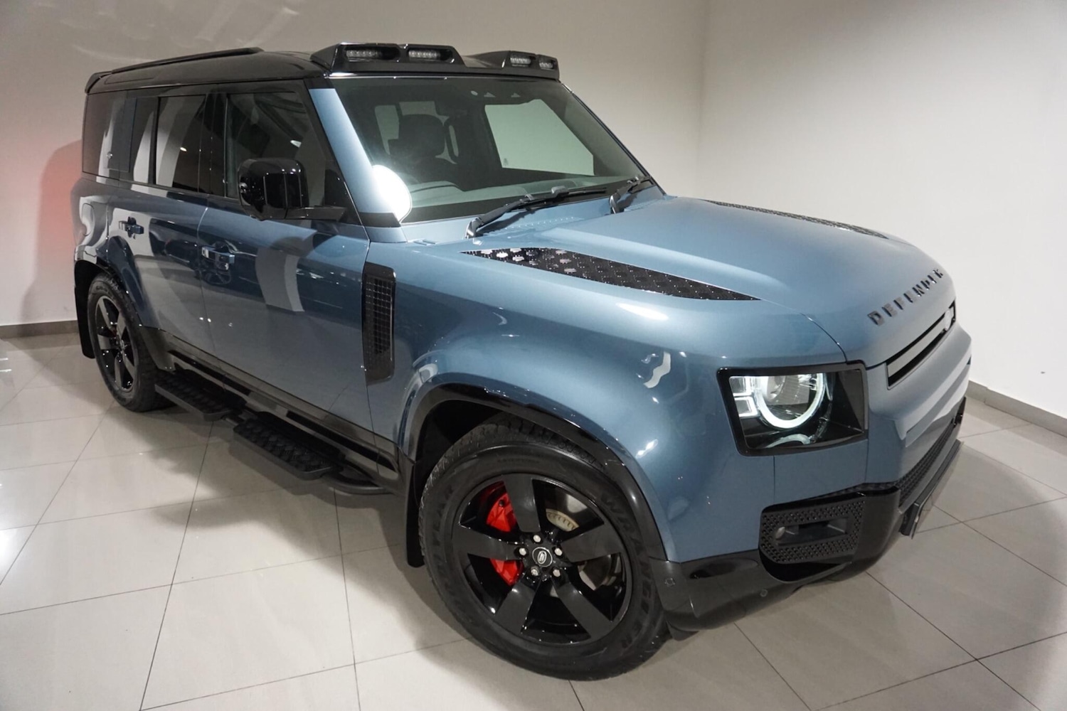 Used Land Rover Defender 110 for sale - 76476479: Photo 38