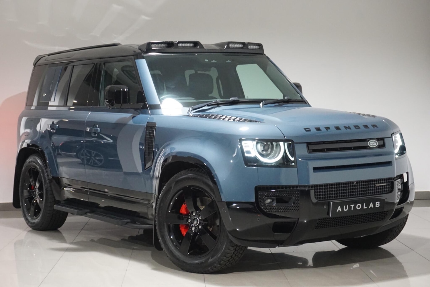 Used Land Rover Defender 110 for sale - 76476479: Photo 40