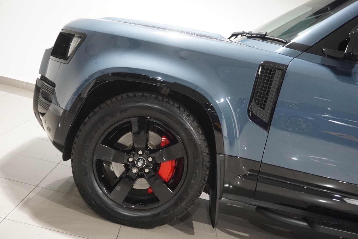 Used Land Rover Defender 110 for sale - 76476479: Photo 50