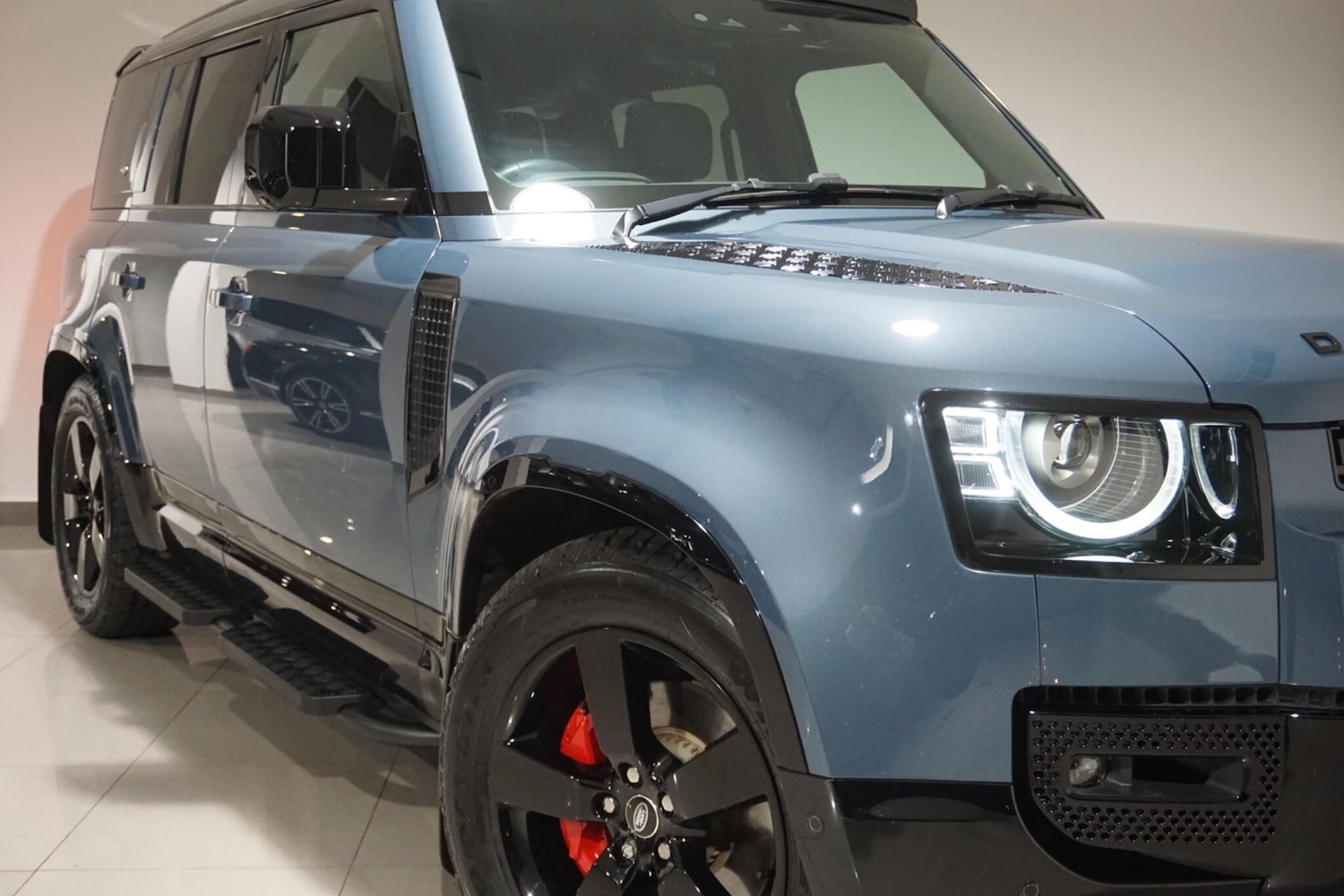 Used Land Rover Defender 110 for sale - 76476479: Photo 52