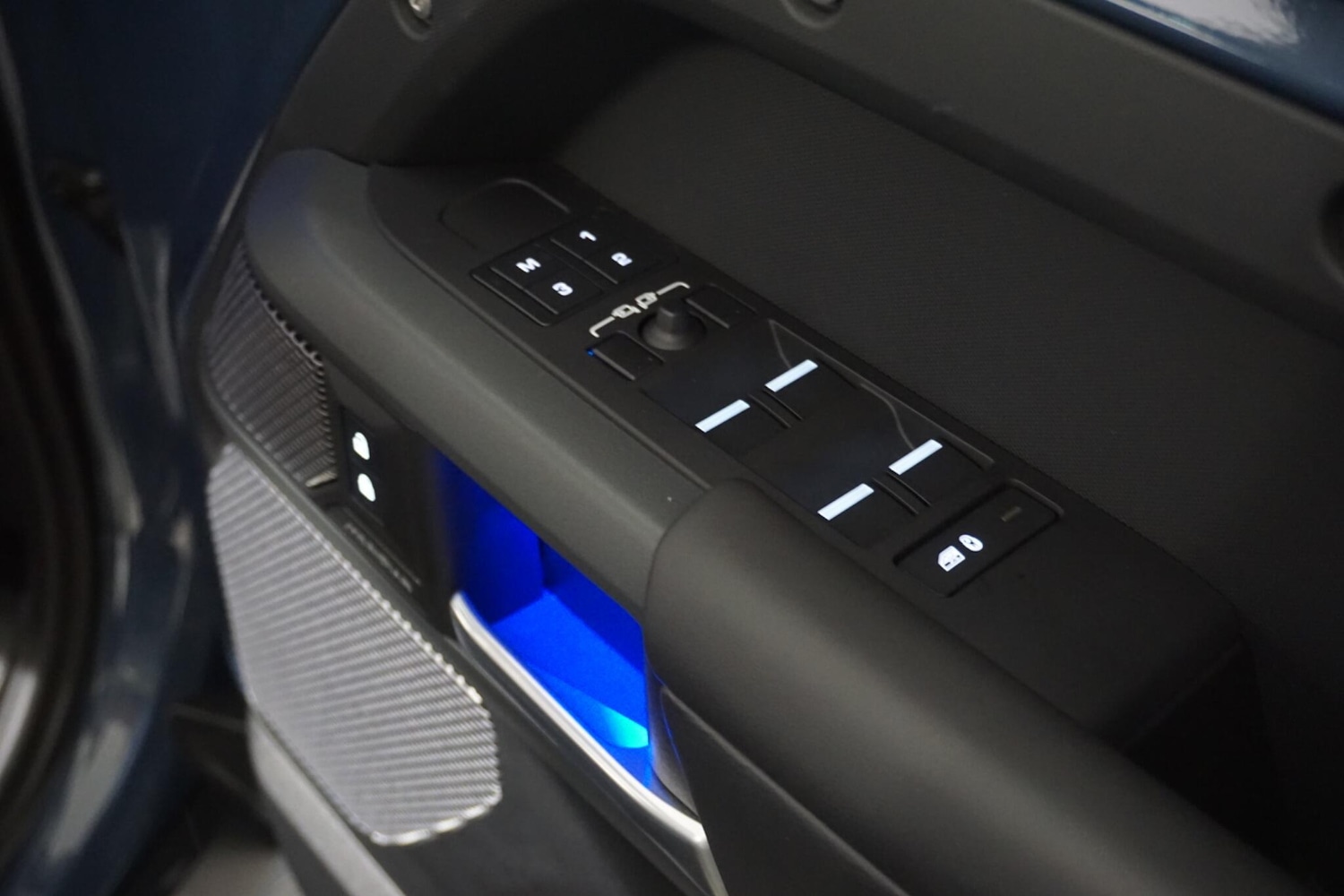 Used Land Rover Defender 110 for sale - 76476479: Photo 66