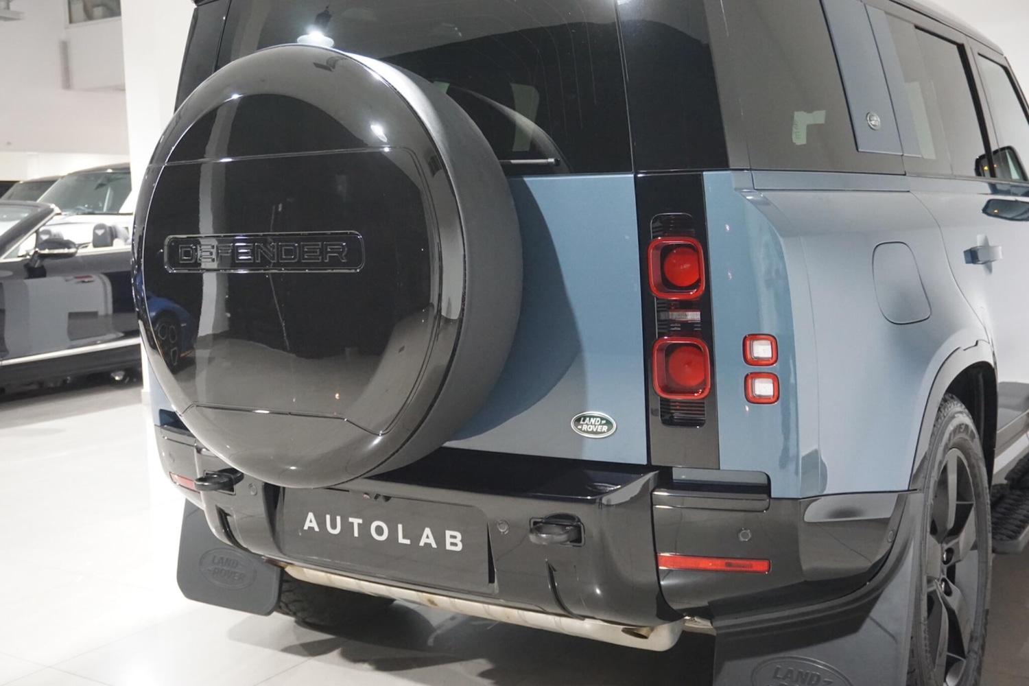 Used Land Rover Defender 110 for sale - 76476479: Photo 68