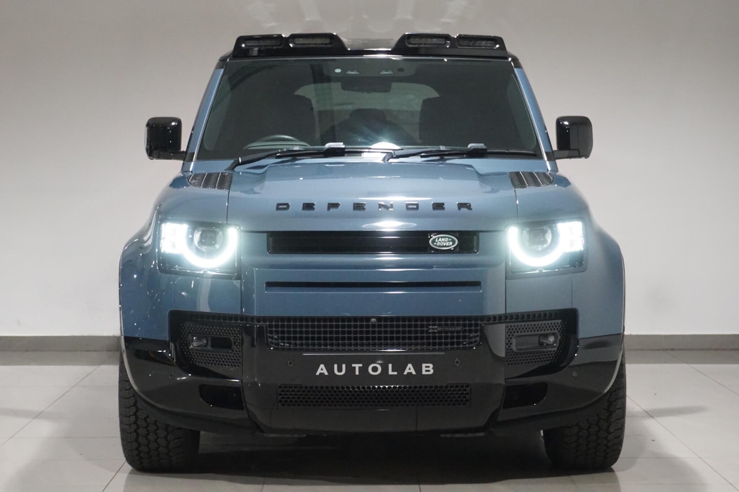 Used Land Rover Defender 110 for sale - 76476479: Photo 7