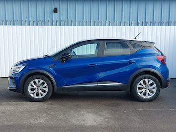 Used Renault Captur 2021 for sale - 78312482: Photo