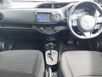 Used Toyota Yaris 2016 for sale - 78698072: Photo