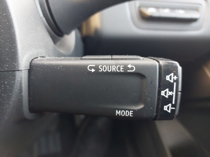 Used Renault Clio 2021 for sale - 77690109: Photo 16