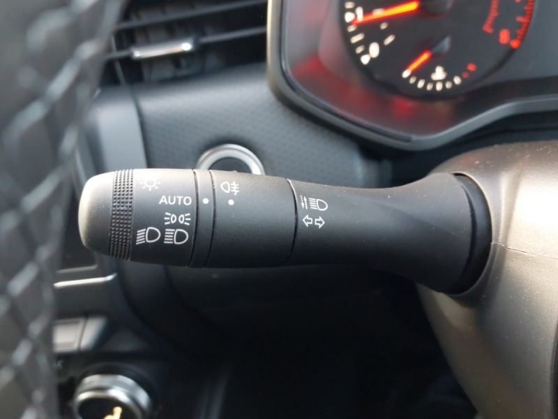 Used Renault Clio 2021 for sale - 77690109: Photo 17