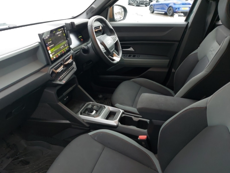 Used Dacia Duster 2025 for sale - 77165252: Photo 5