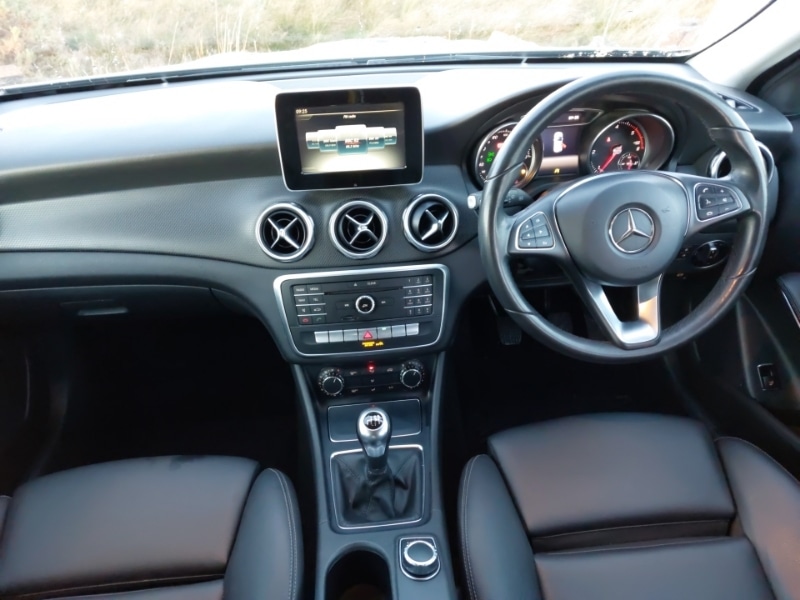 Used Mercedes-Benz GLA 2017 for sale - 76964275: Photo 2