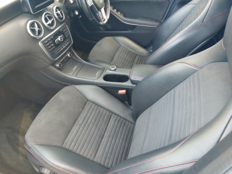 Used Mercedes-Benz A-Class 2015 for sale - 77690139: Photo 5