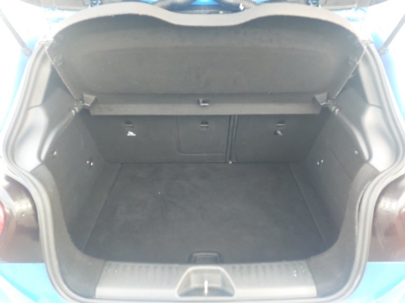 Used Mercedes-Benz A-Class 2015 for sale - 77690139: Photo 8