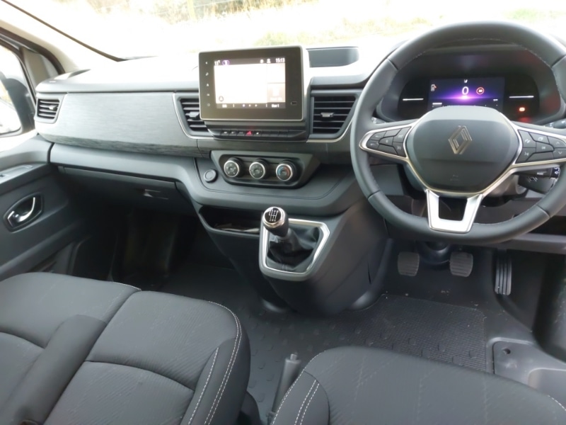 Used Renault Trafic 2025 for sale - 76431700: Photo 2