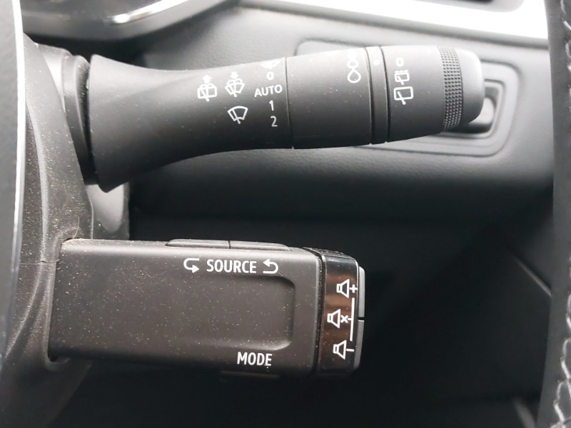 Used Renault Captur 2022 for sale - 76225750: Photo 17