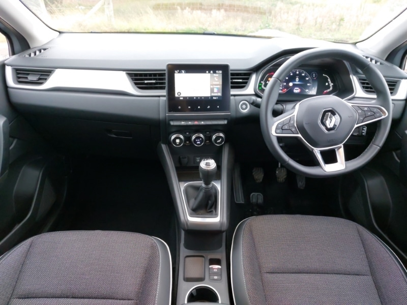 Used Renault Captur 2022 for sale - 76225750: Photo 2