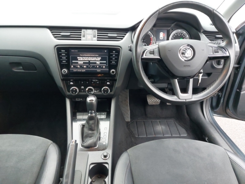 Used Skoda Octavia 2020 for sale - 77531200: Photo 2