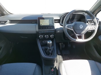 Used Renault Clio 2025 for sale - 79101524: Photo