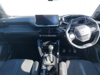 Used Peugeot 2008 2021 for sale - 78532904: Photo