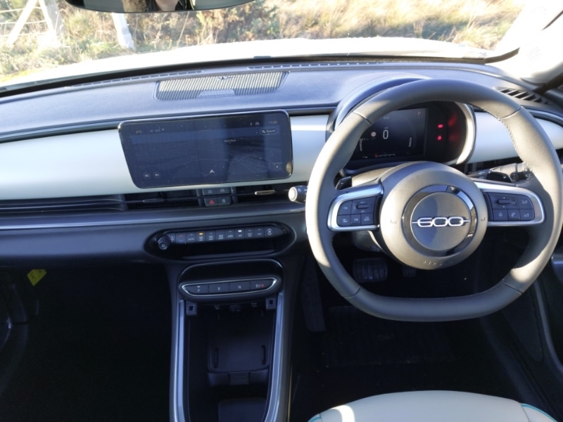 Used Fiat 600 2025 for sale - 76959228: Photo 2