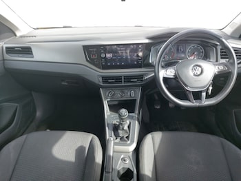Used Volkswagen Polo 2018 for sale - 75914382: Photo