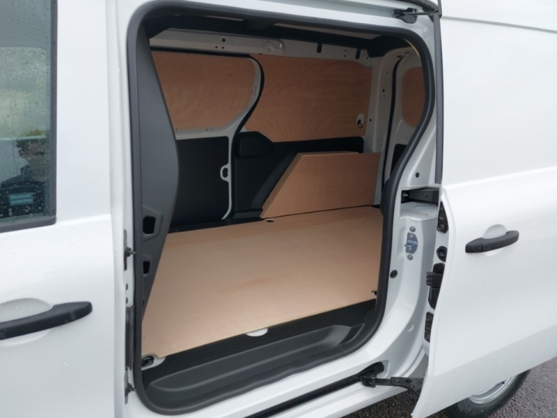 Used Renault Kangoo 2025 for sale - 76174519: Photo 6