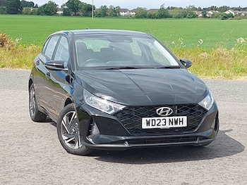 Used Hyundai i20 2023 for sale - 76221558: Photo