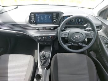 Used Hyundai i20 2023 for sale - 76221558: Photo