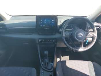 Used Toyota Yaris 2024 for sale - 74744754: Photo