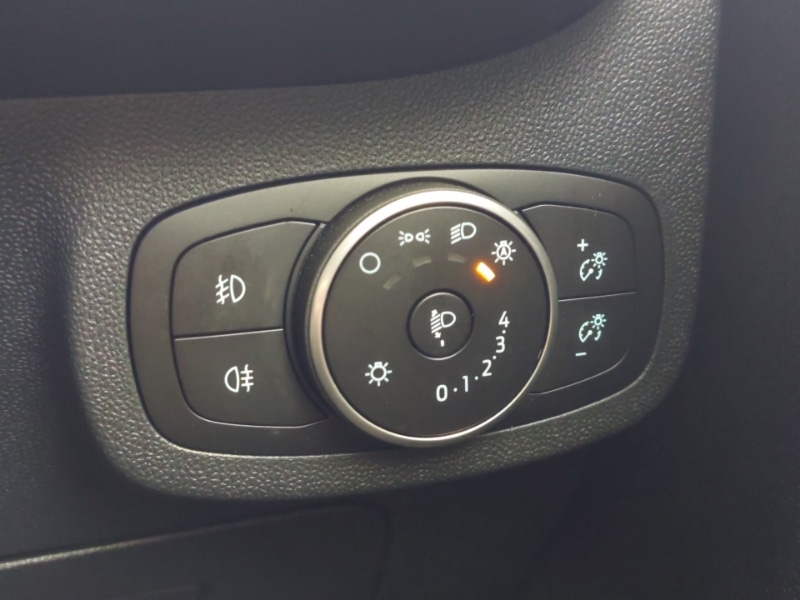 Used Ford Fiesta 2020 for sale - 78203257: Photo 19