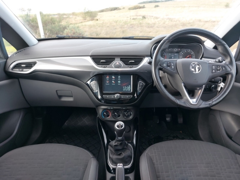 Used Vauxhall Corsa 2017 for sale - 76493189: Photo 2