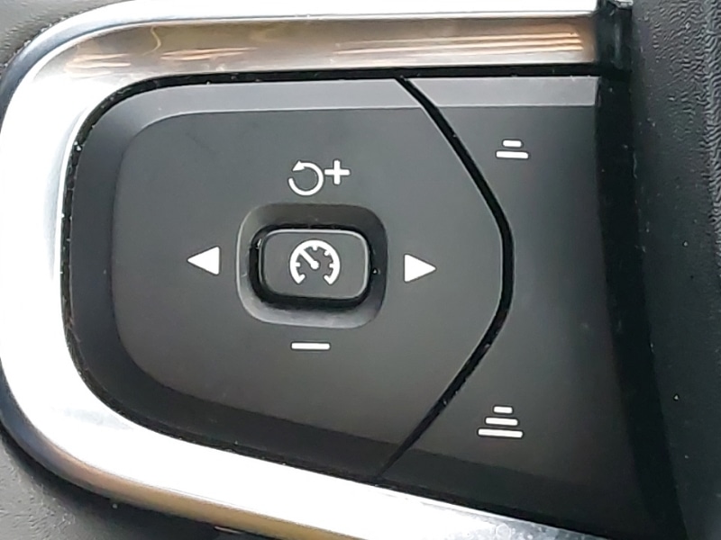 Used Volvo XC40 2024 for sale - 76920222: Photo 14