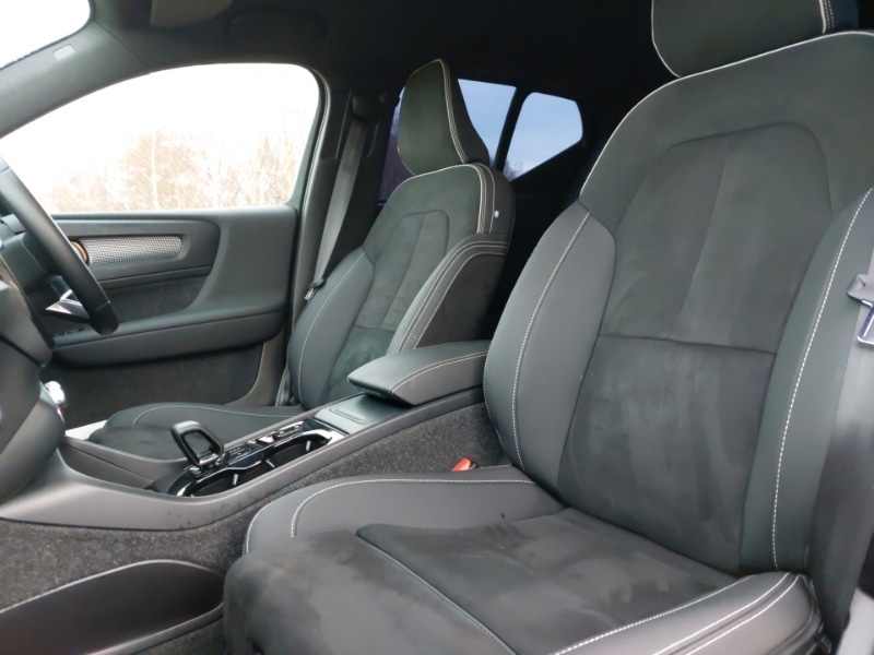 Used Volvo XC40 2024 for sale - 76920222: Photo 5