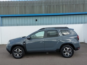 Used Dacia Duster 2023 for sale - 79586390: Photo