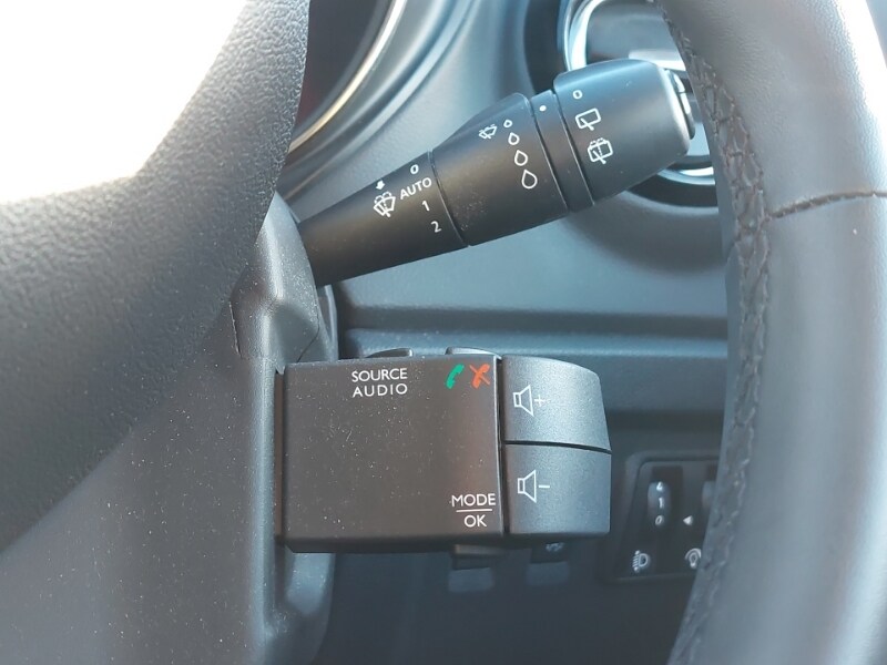 Used Renault Captur 2019 for sale - 76759025: Photo 17