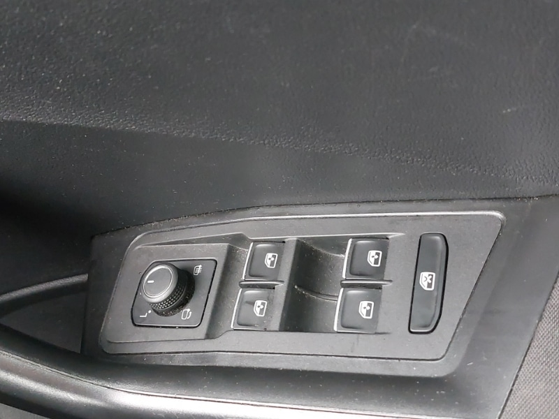 Used Volkswagen T-Roc 2020 for sale - 77433602: Photo 13