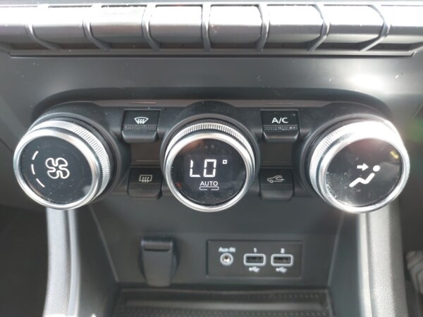 Used Renault Captur 2021 for sale - 75640882: Photo 14