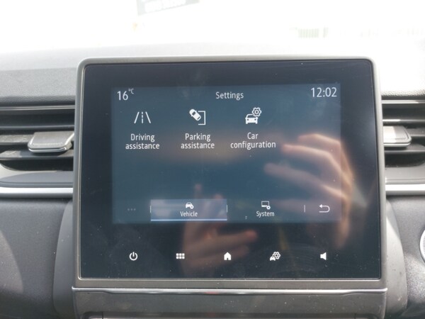 Used Renault Captur 2021 for sale - 75640882: Photo 17