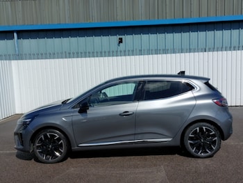 Used Renault Clio 2025 for sale - 79101521: Photo