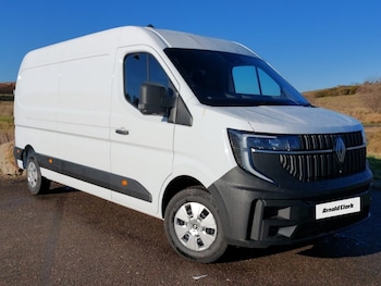 Renault Master feature image