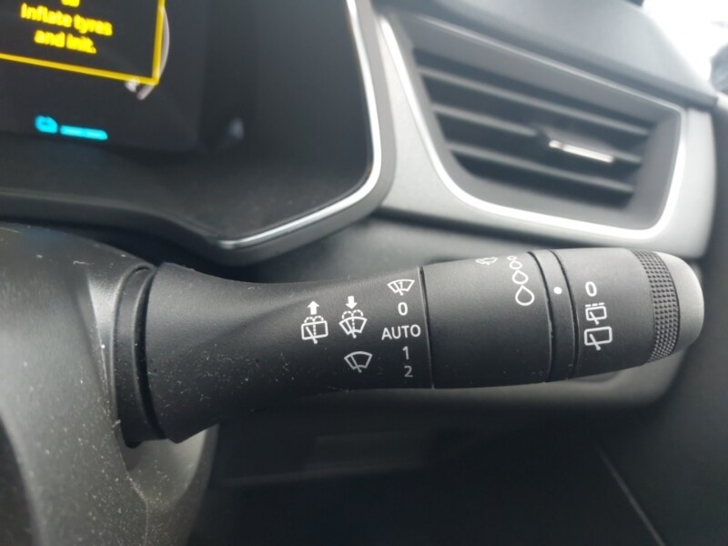 Used Renault Captur 2024 for sale - 77663974: Photo 15