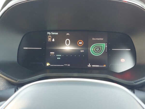 Used Renault Clio 2025 for sale - 76246460: Photo 12