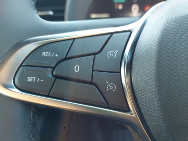 Used Renault Clio 2025 for sale - 76246460: Photo 14