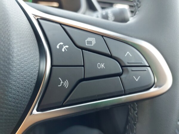 Used Renault Clio 2025 for sale - 76246460: Photo 15